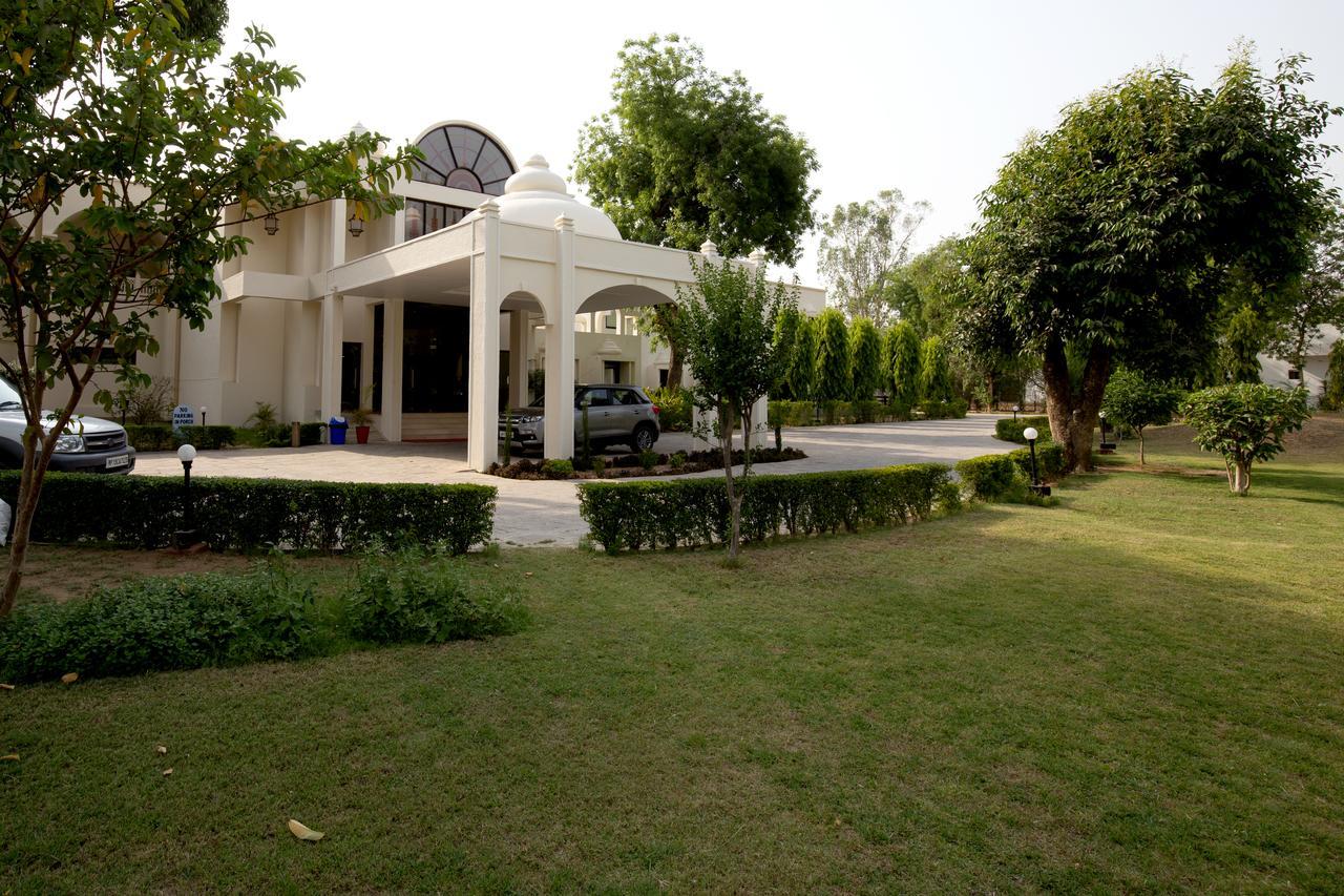 Mint Bundela Resort Khajuraho Luaran gambar